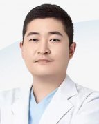 杨金桥医生矫正种植技术怎么样-个人资料-武汉贝贝口腔连锁(武昌店)