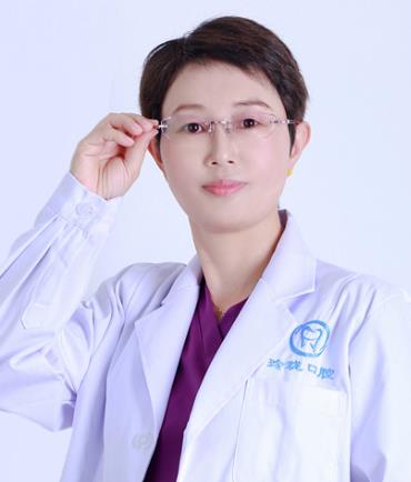 秦琳玲 秦琳玲