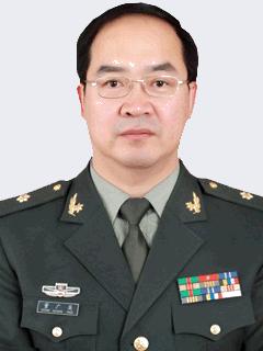 董广英 董广英