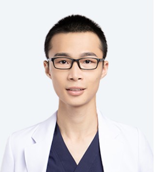 张德华 张德华