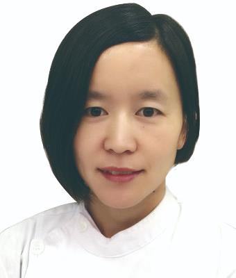贾新新