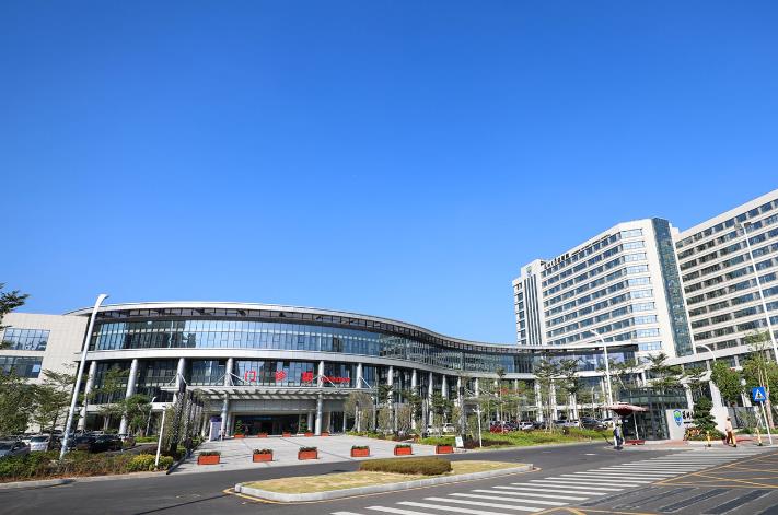 深圳大学总医院口腔科