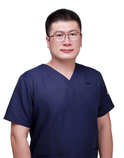 王哲鸣 王哲鸣