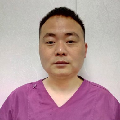 方伟伟 方伟伟