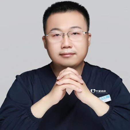 郭迅 郭迅