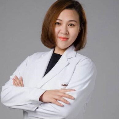 何林静 何林静