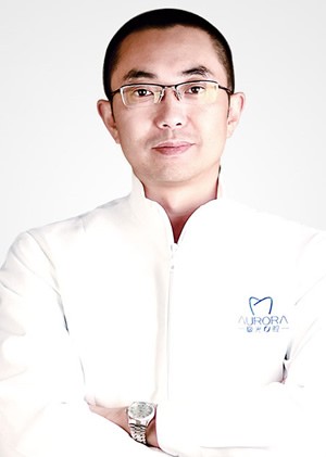 王凌成 王凌成