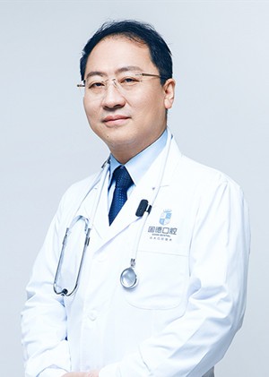 董毅 董毅