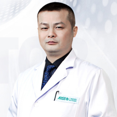 高伟 高伟