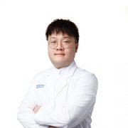 谢俊泽医生矫正种植技术怎么样-个人资料-贵阳云岩拜尔金辉口腔门诊部