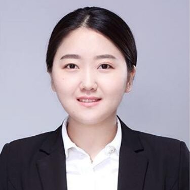 周美含 周美含