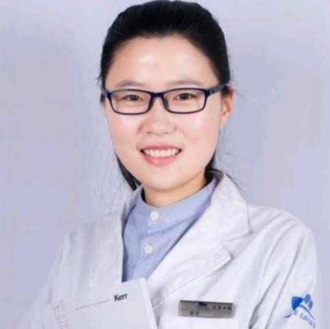 董雯 董雯