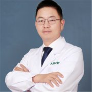 王辉医生矫正种植技术怎么样-个人资料-武汉大众口腔(鹦鹉花园店)