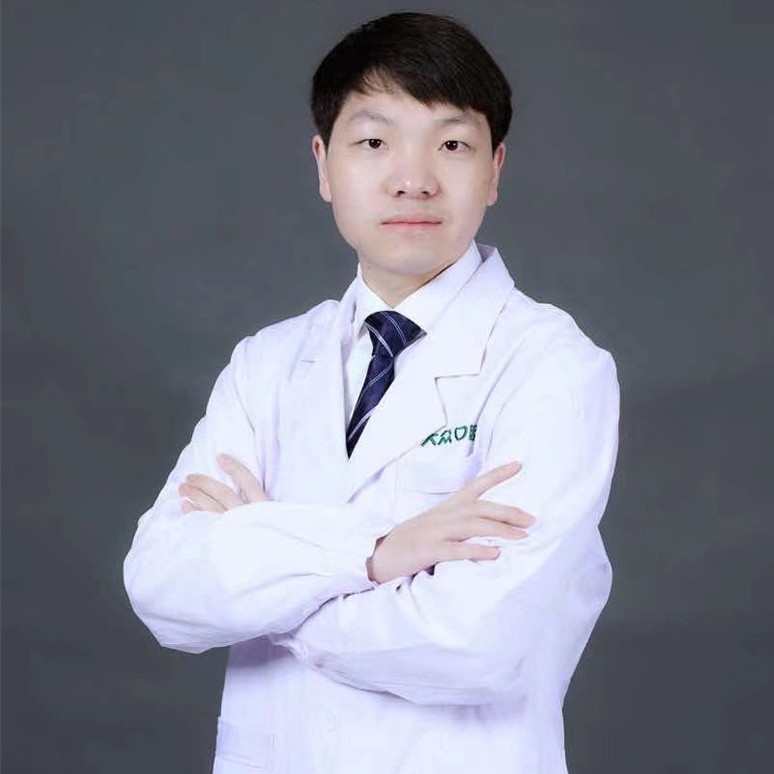 龚雷 龚雷