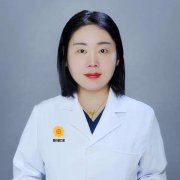 何虹微医生矫正种植技术怎么样-个人资料-重庆向日葵口腔诊所(南坪东路)