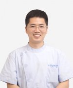 王洪伟医生矫正种植技术怎么样-个人资料-扬州菲特口腔门诊部