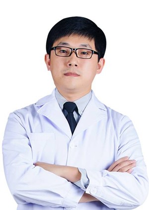潘文友 潘文友