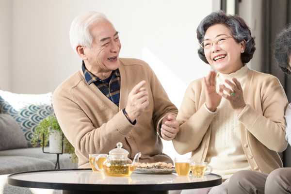柏德口腔种植牙价格：奥齿泰、皓圣两国比较，了解费用详情