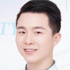 强鹏辉