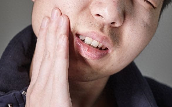 贵阳柏德口腔医院种植牙效果如何？全口、半口种植牙费用详情