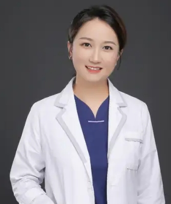 杨雅岚